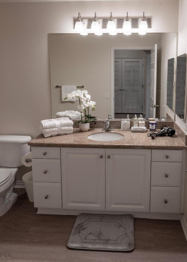 Amazing 2 Bedroom 7 Min From Disneyland W Free Parking Anaheim Eksteriør bilde