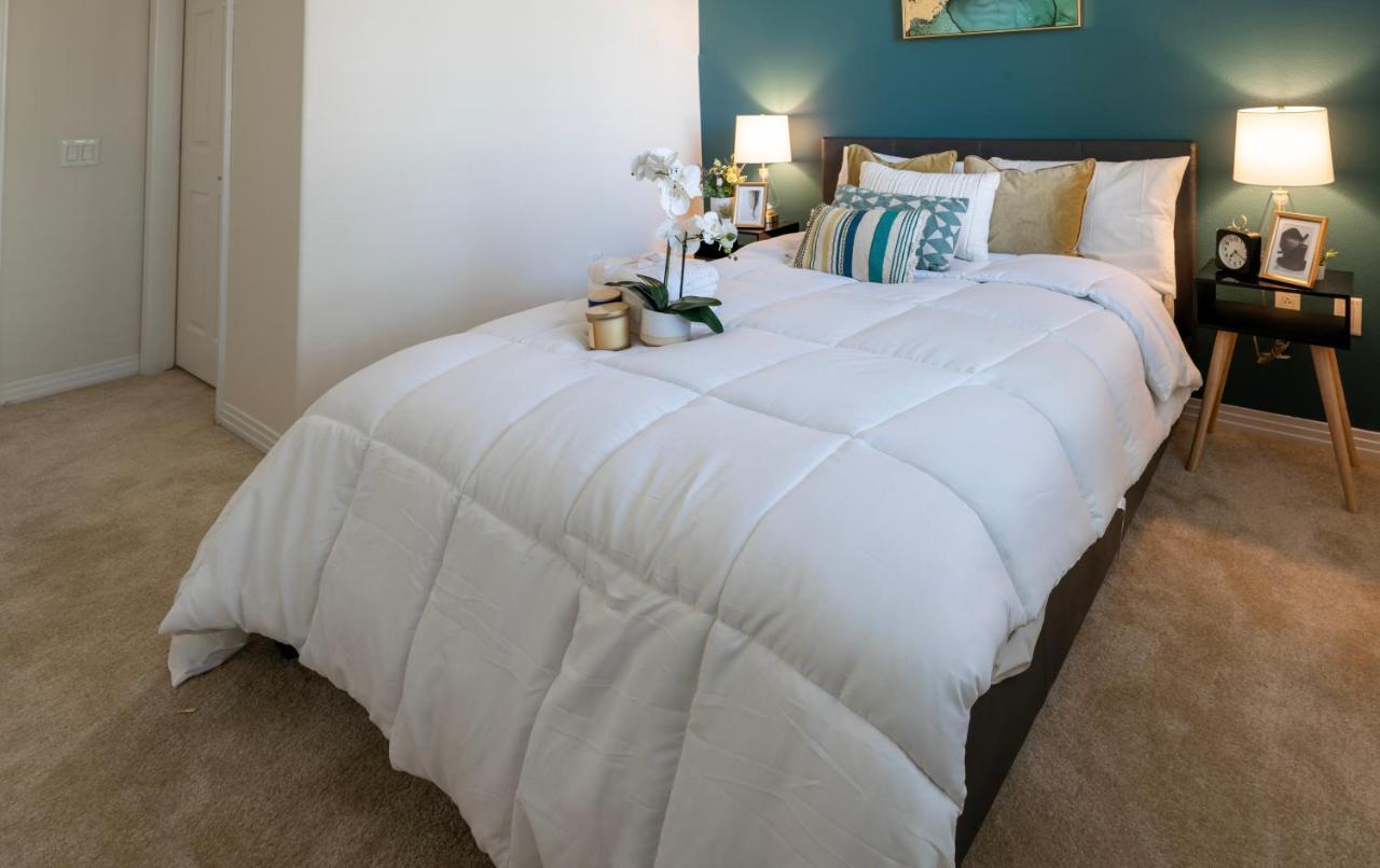 Amazing 2 Bedroom 7 Min From Disneyland W Free Parking Anaheim Eksteriør bilde