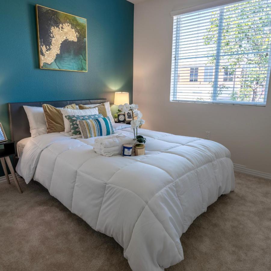 Amazing 2 Bedroom 7 Min From Disneyland W Free Parking Anaheim Eksteriør bilde
